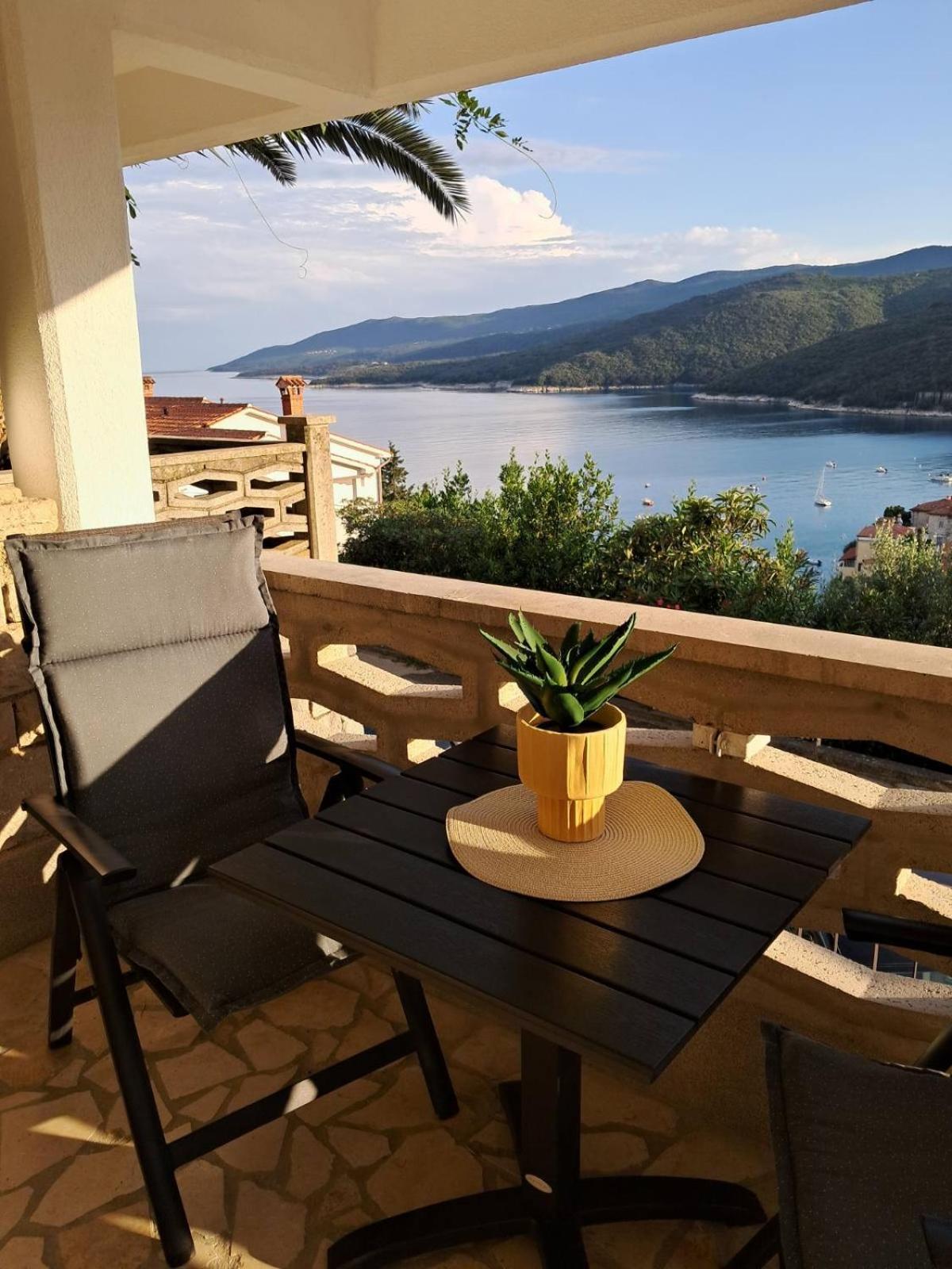 Apartment Letizia Rabac Eksteriør bilde